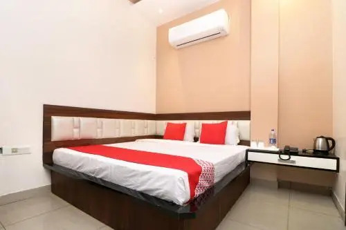 Hotel M9 By OYO
