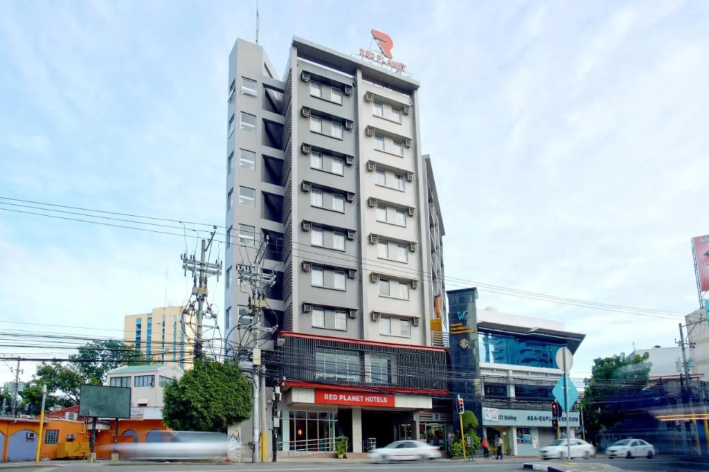 Red Planet Cebu