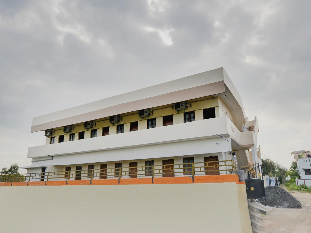 Hotel O Aruthraa Residency
