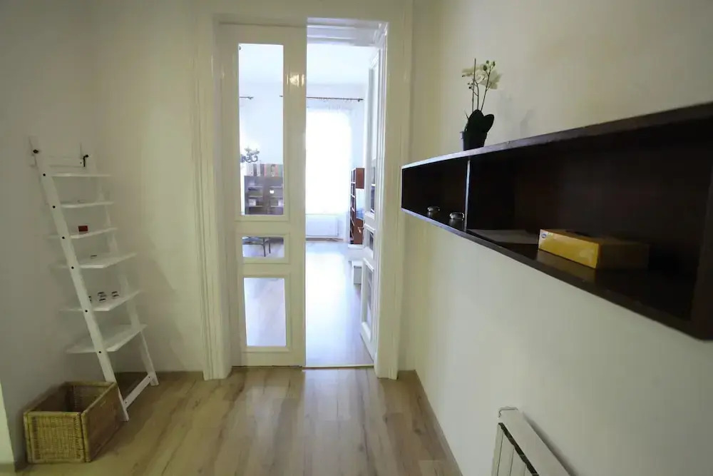 Dfive Apartments - Sissy