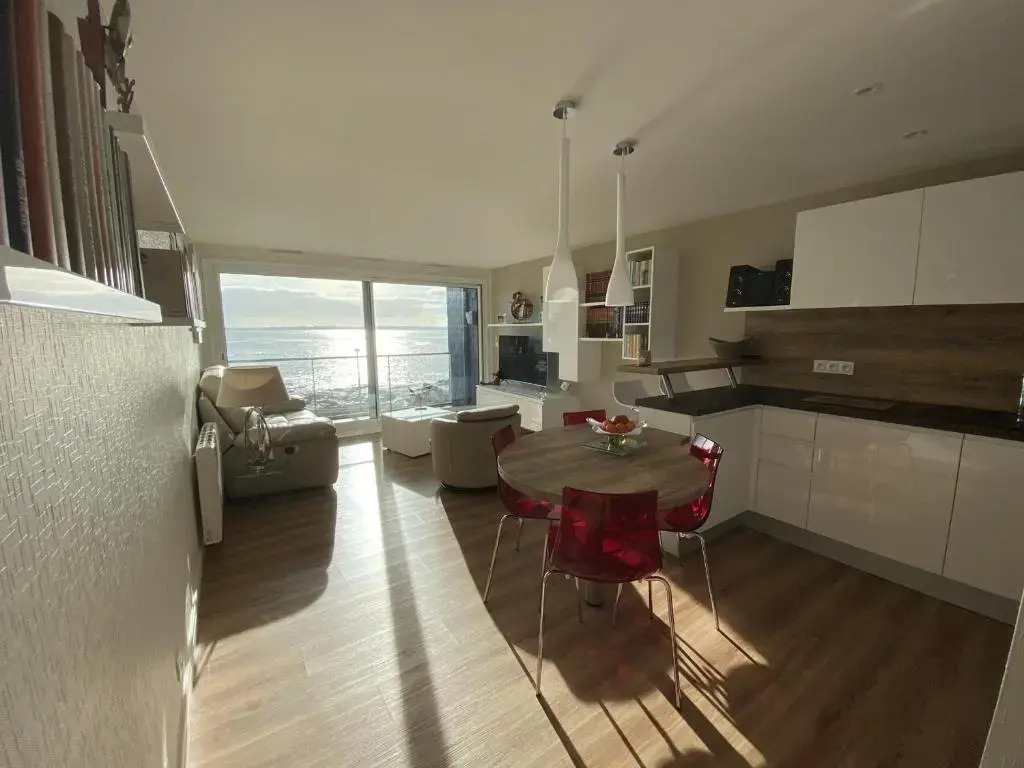 Appartement Ploemeur, 3 pièces, 5 personnes - FR-1-349-90