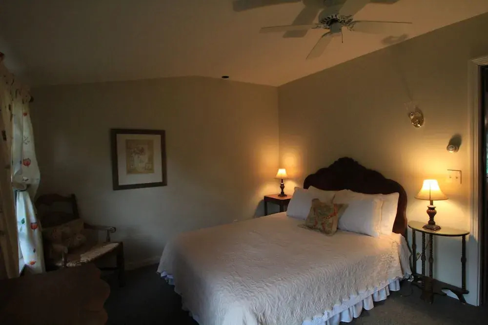 Green River Inn