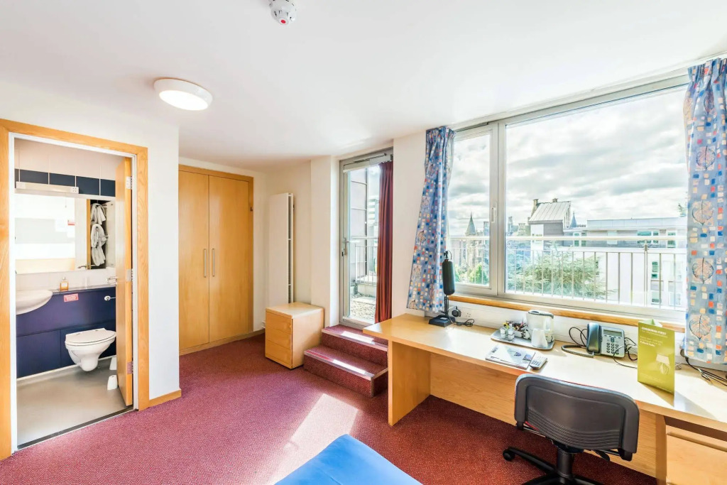 Summer Stays at The University of Edinburgh