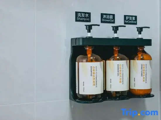 Lemon Hotel (Hohhot Wuliying Subway Station)