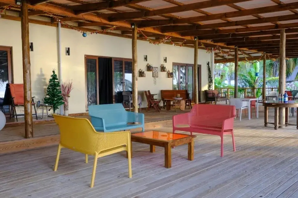 Le lagon bleu guest house by Hyde tide