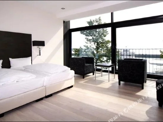 aika seaside living hotel