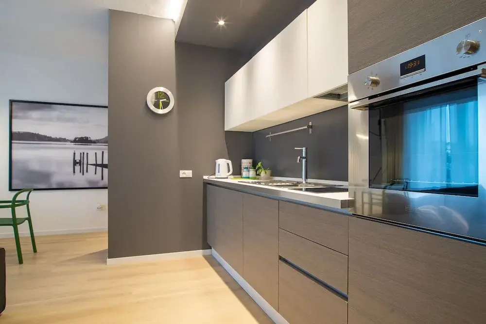 Br Apartments