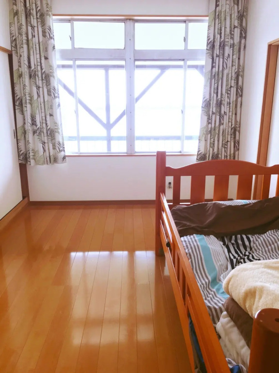 Guest House F & R