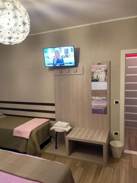Smart-House-Central-Rent-Rooms-FREE-PARKING