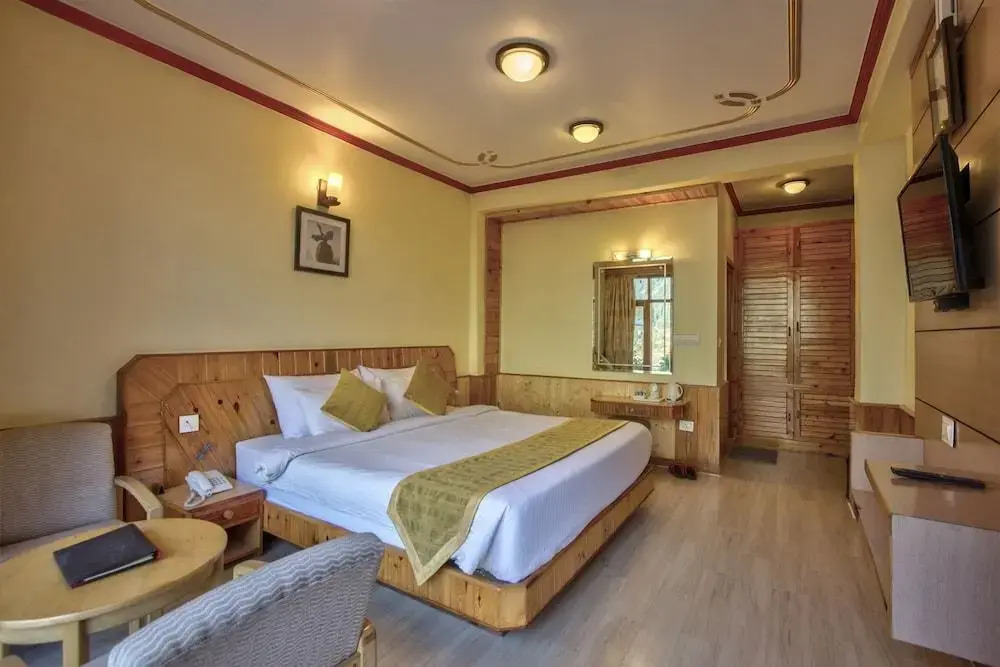 SNOW PEAK RETREAT & COTTAGES - MANALI (Centrally Heated)