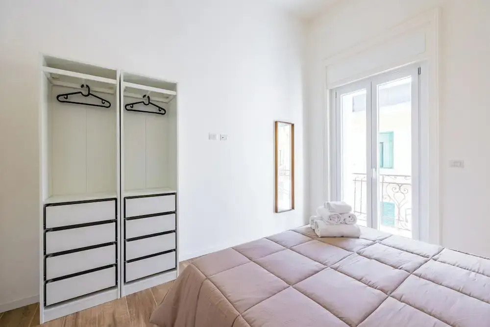 Sunny Panoramic Apartment by Napoliapartments