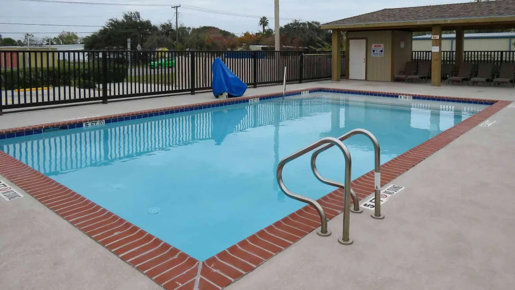 Motel 6-Rockport, TX