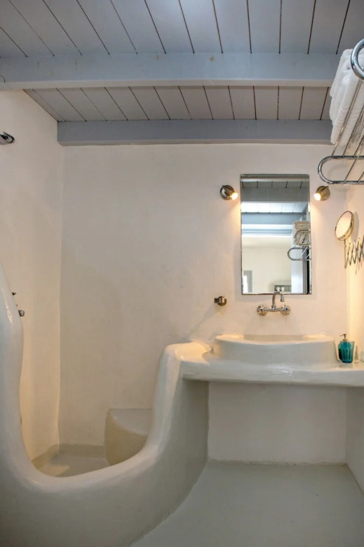 Violet House Agios Sostis