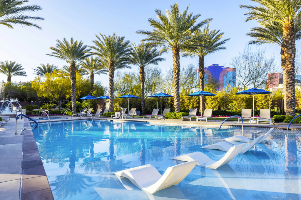 Club Wyndham Desert Blue