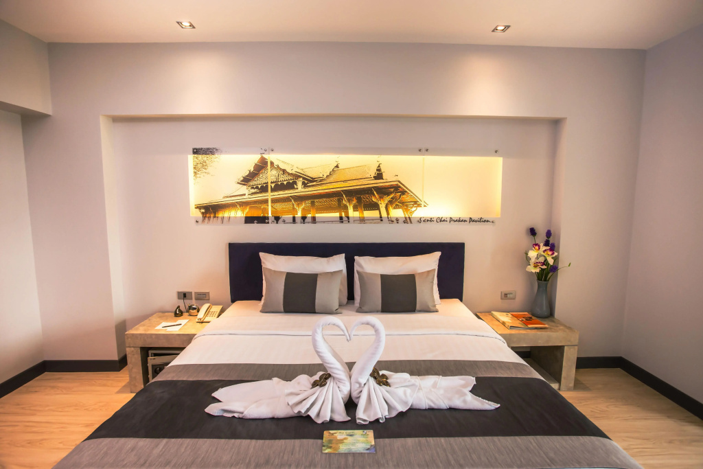Nouvo City Hotel