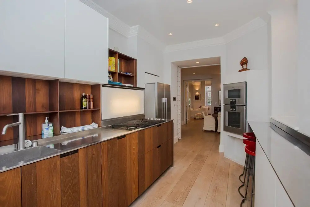 Exquisite Cadogan Square Knightsbridge Apartment