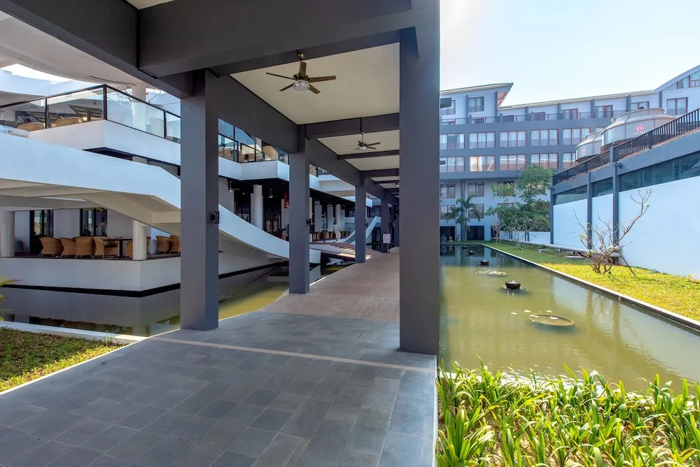 Pacific Premier Resort & Spa