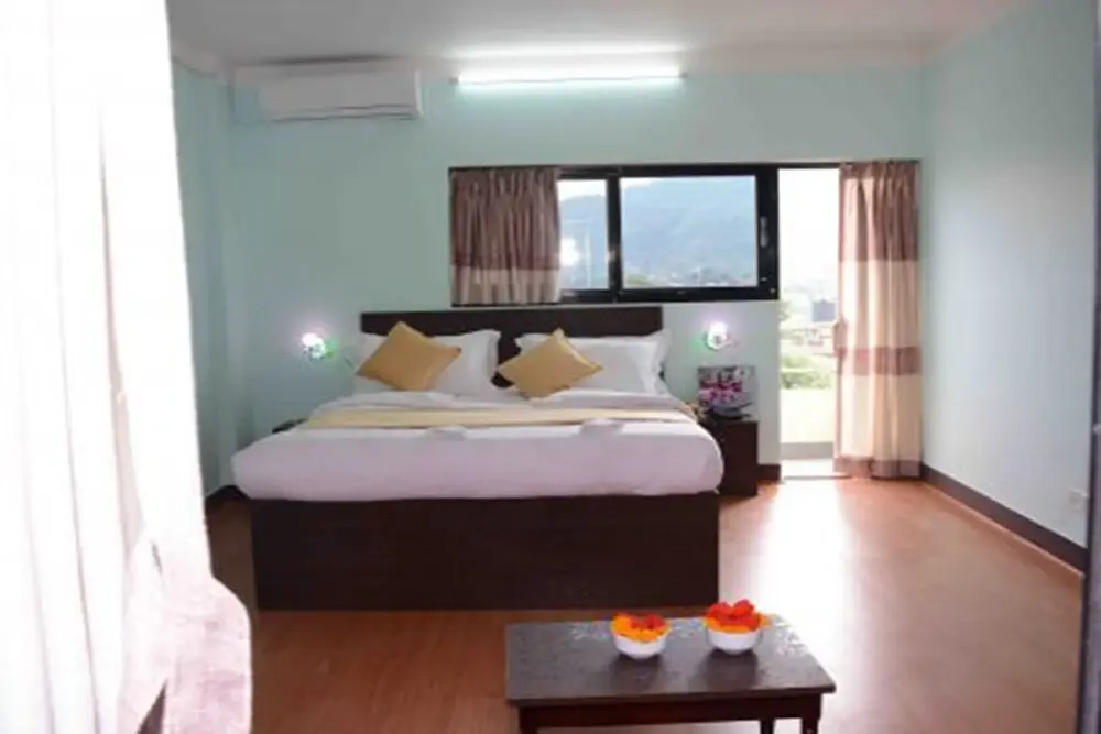 Hotel Golden Three