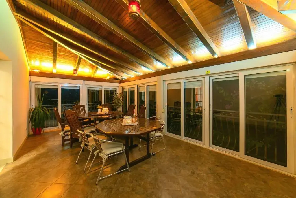 Mira Holiday Home