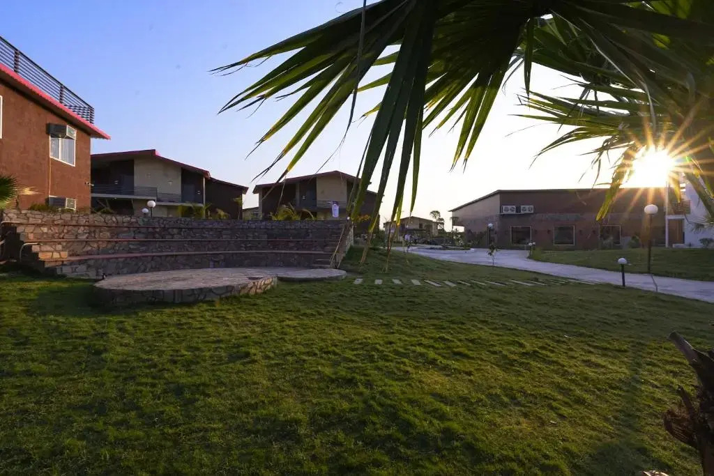 ANANTUM GATEWAY RESORTS
