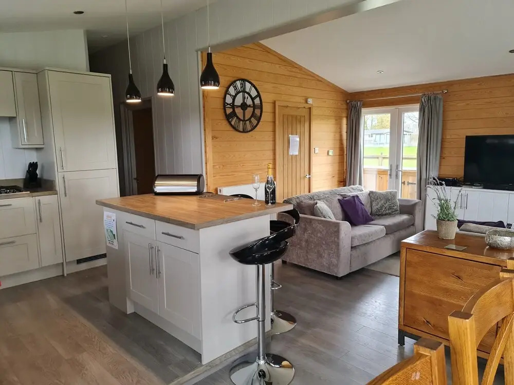 Charming 3-bed Lodge in Bury Saint Edmunds