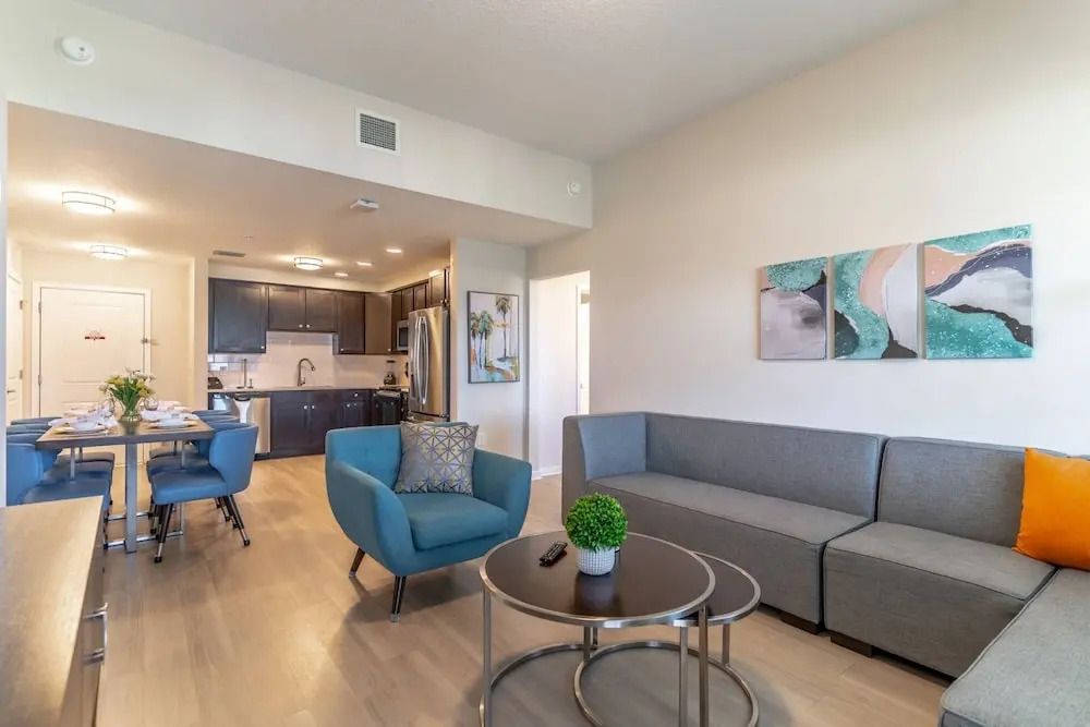 4012 Vista Cay