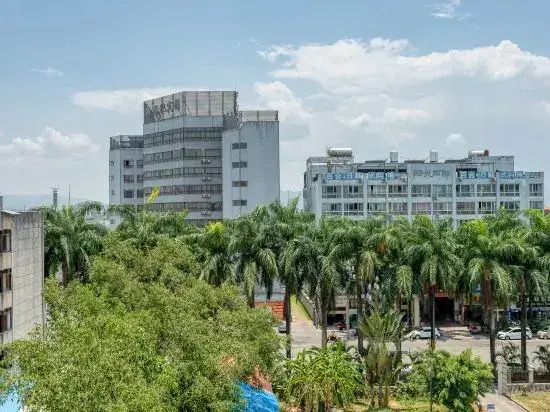 Long Rui Hotel