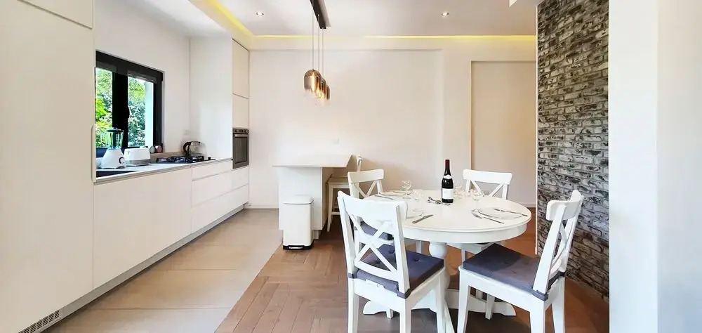 Brand New 2 Bedrooms 4 Min From Beach Tl55