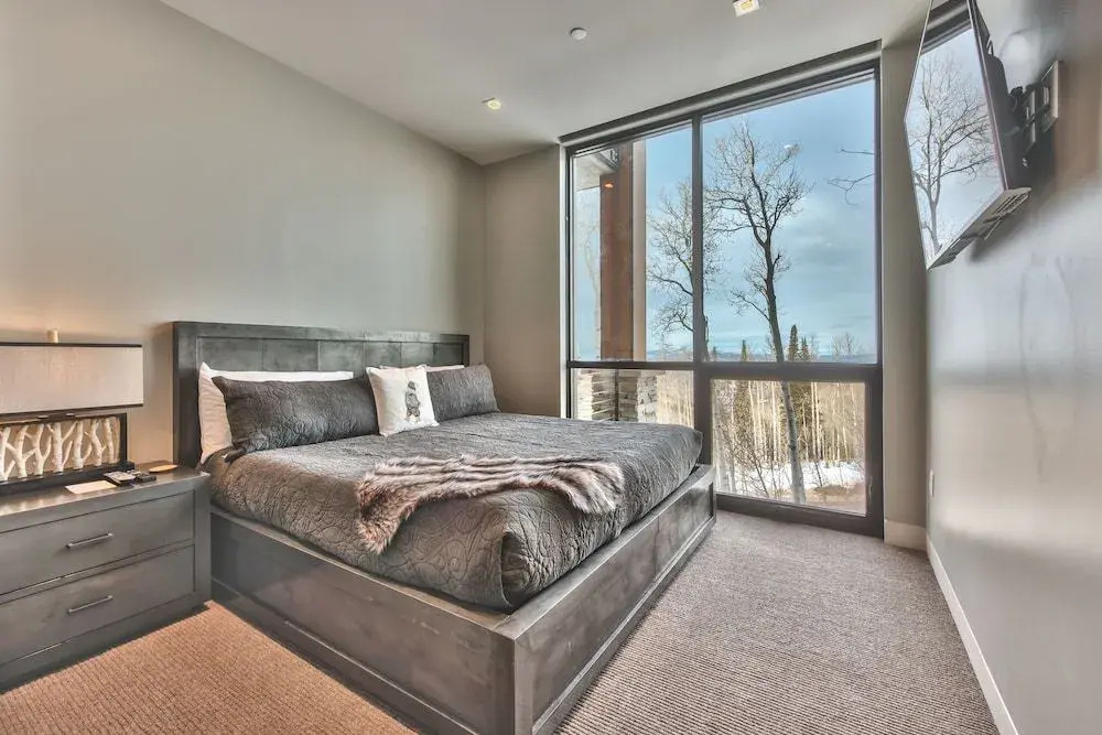 Deer Valley One Empire Pass Ski-in/ski-out 3 Bedrooms 3 Bathrooms Cond