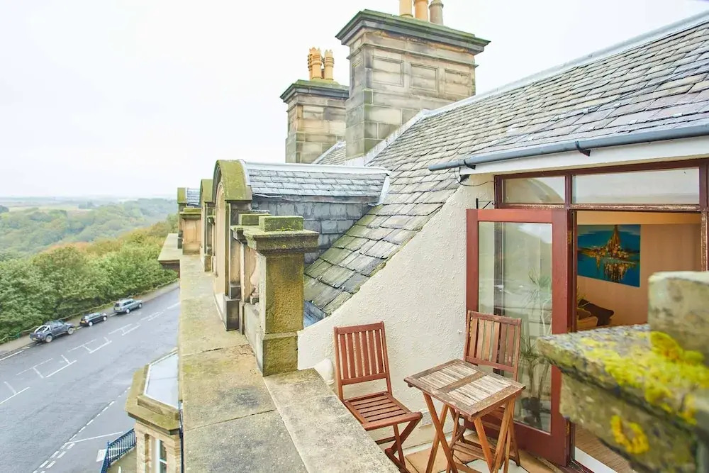 The Observatory Apartment