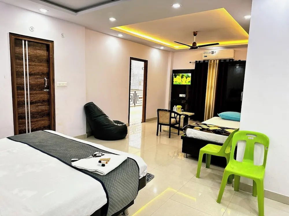Hotel Pink Paradise