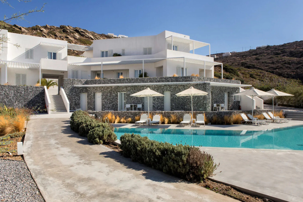Relux Ios Hotel