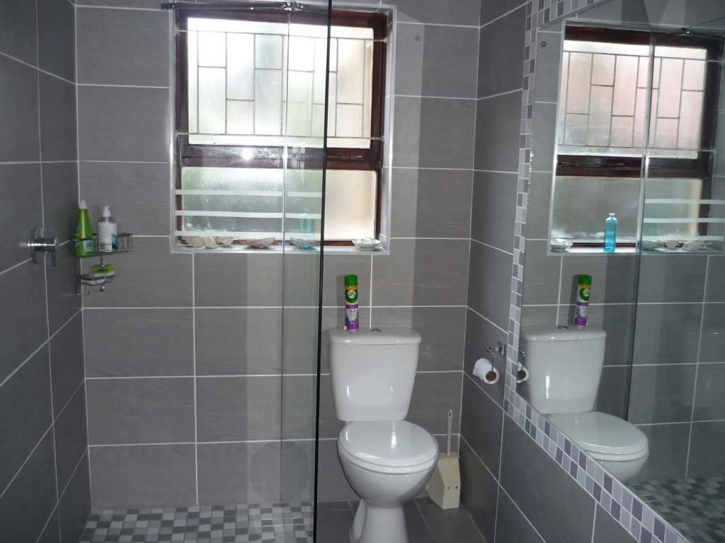 A1 Kynaston Guest House bed and breakfast or self catering