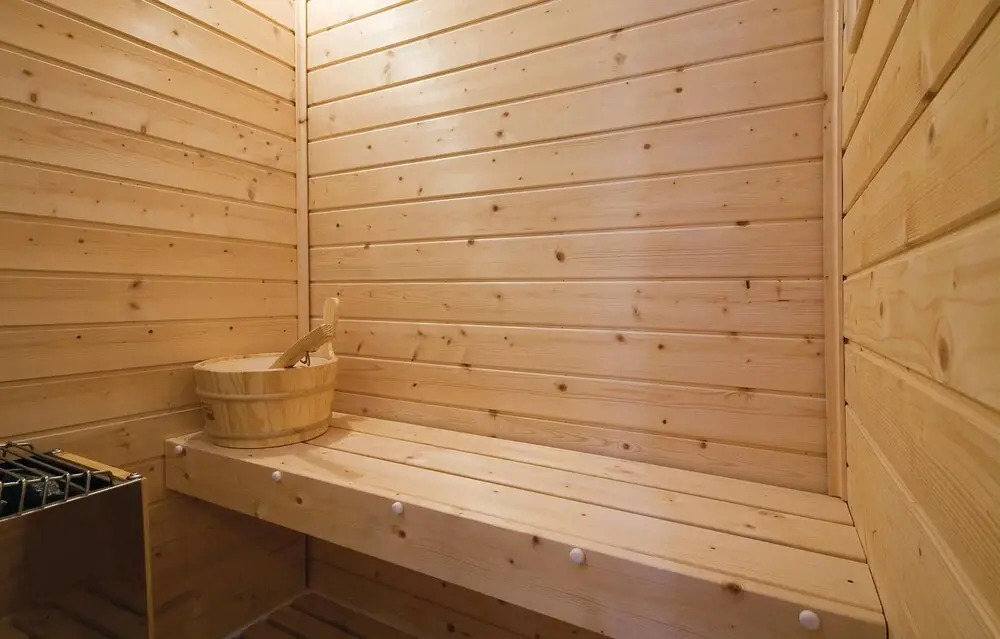 Beautiful Home in Seline With Sauna, Wifi and 7 Bedrooms
