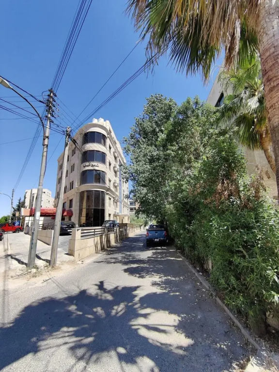 14 Lovely 1-bedroom Rental With Services Nearby