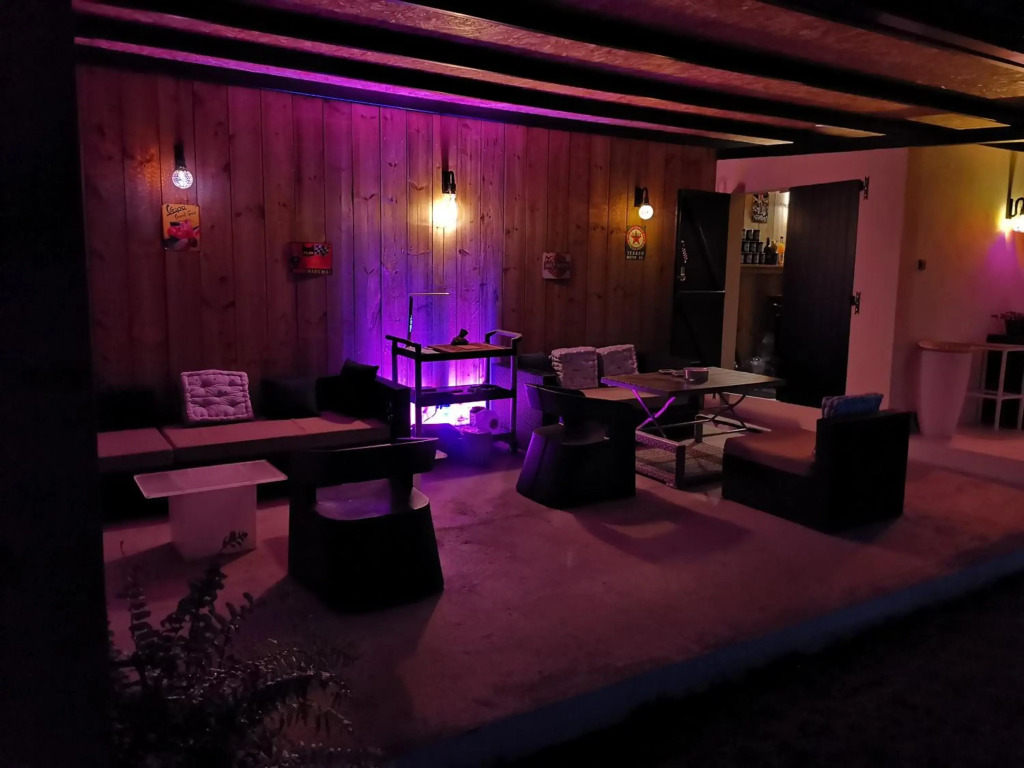Hostal 170 Room 14 Service Appartement