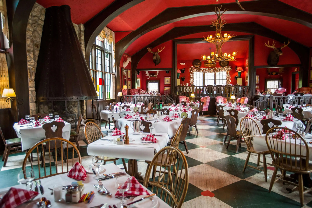Grand Hotel