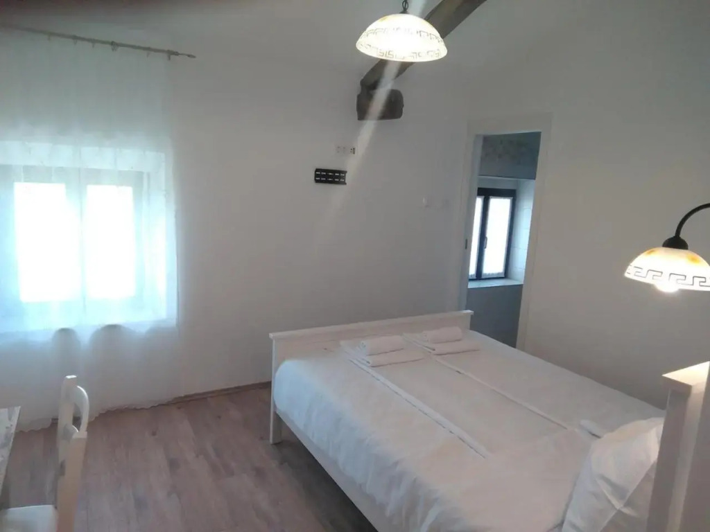 Casa Rossa Motovun, Boutique Istrian Guesthouse Motovun