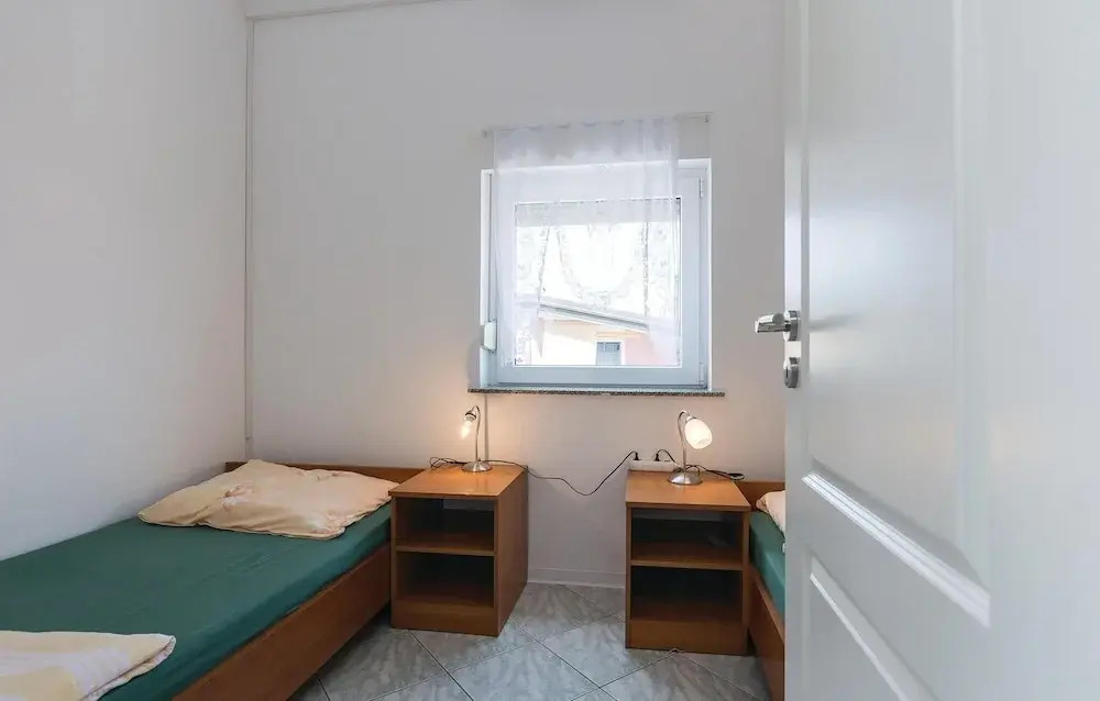Beautiful Apartment in Vir With 1 Bedrooms and Wifi