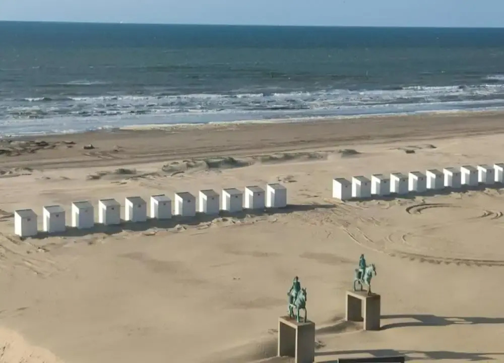 Apartment Nieuwpoort With Stunning Sea View