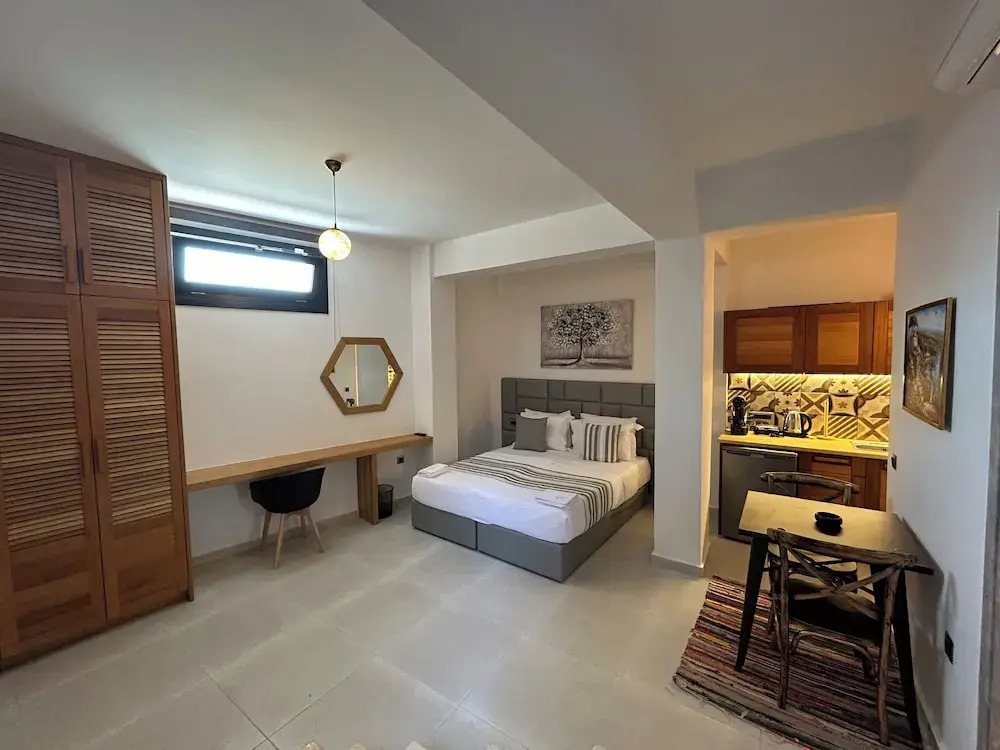 Golden Moments Luxury Stone Villas C