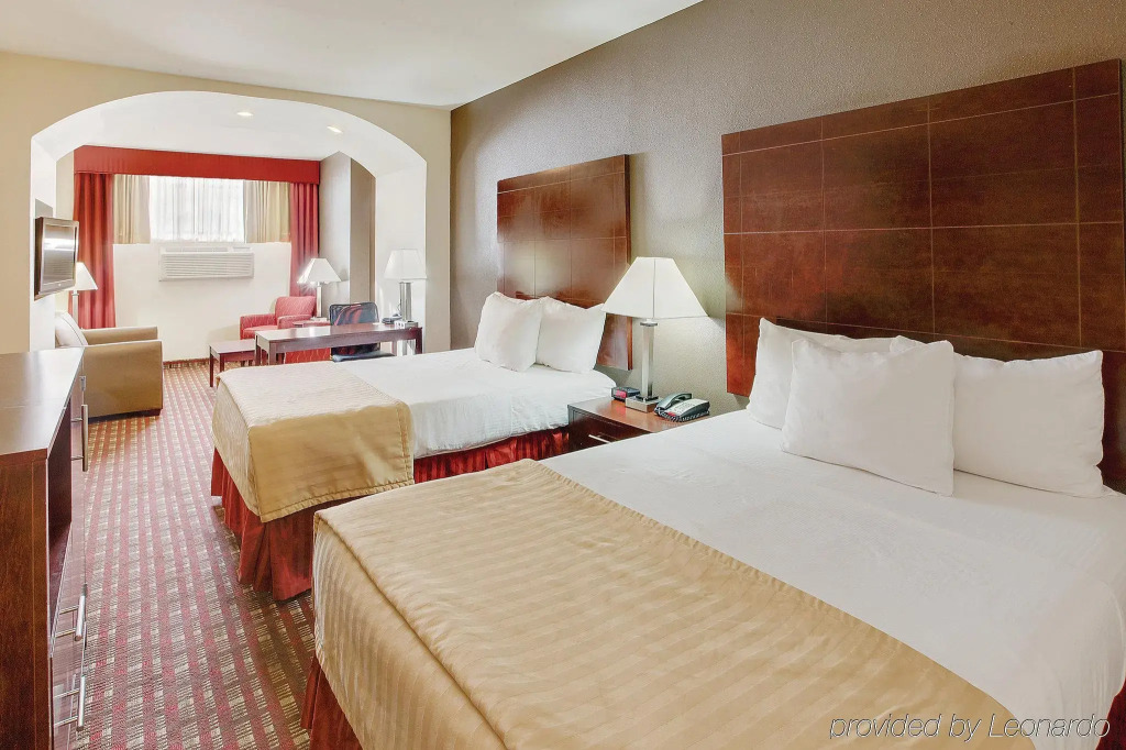JFK View Inn  Suites