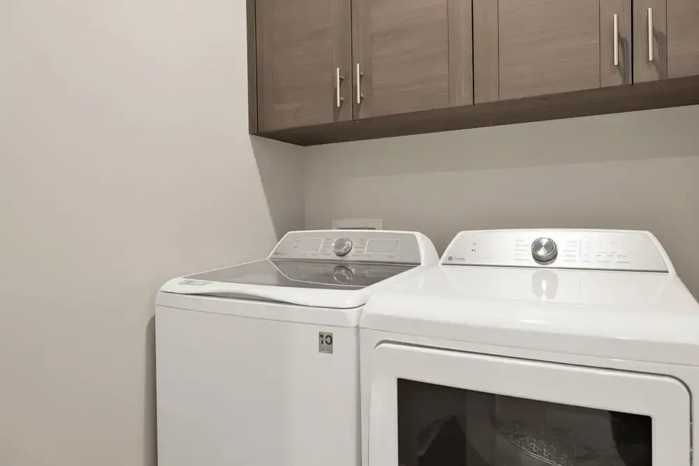 2162-the Reel Deal 3 Bedroom Home by RedAwning