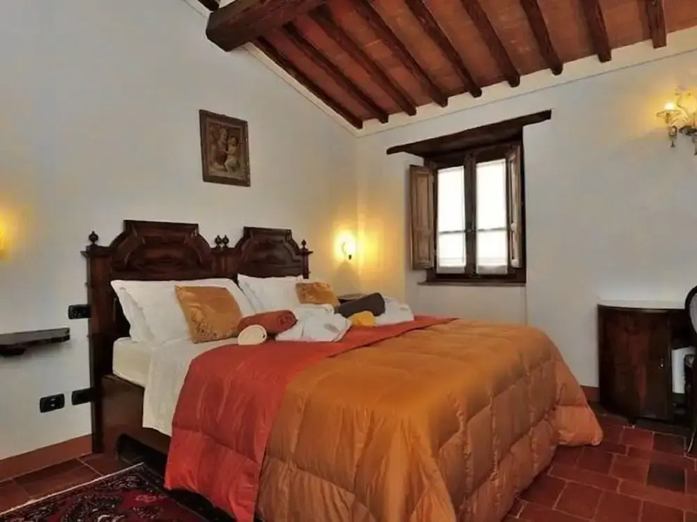 Tuscan Family Villa with Sauna