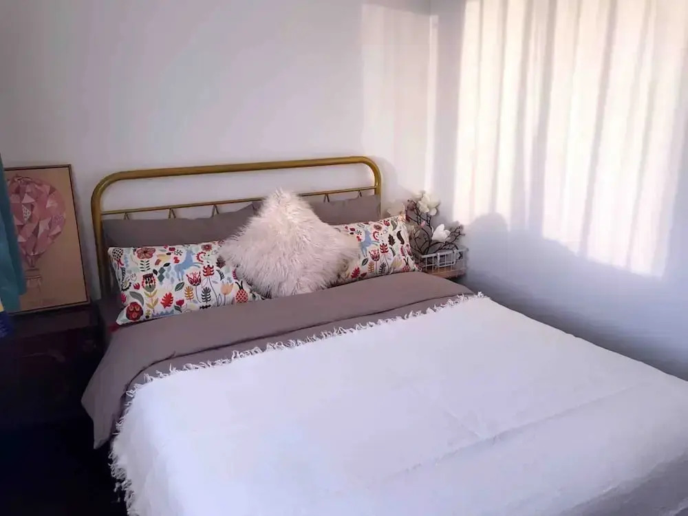 Splendiferous Apartment - Wang Jing