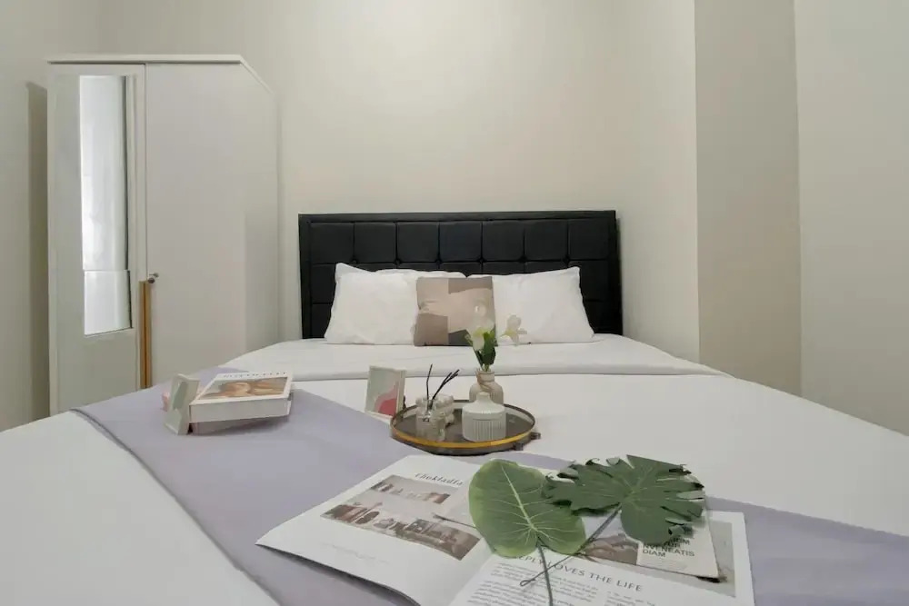 Well Designed 2Br At Nifarro Park Apartment