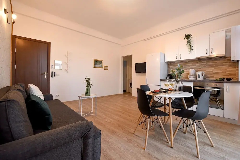 Homey - Strada Armeneasca 10