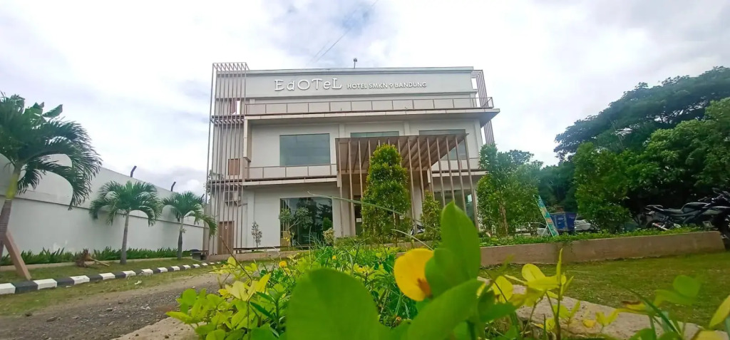 Edotel Metro Bandung
