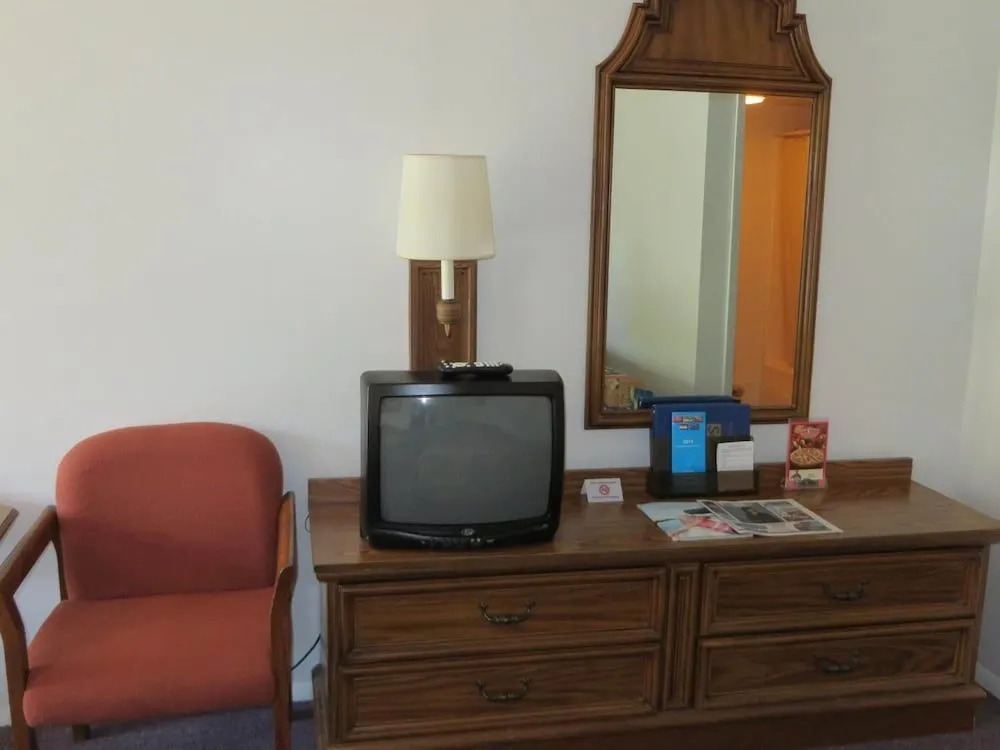 Scottish Inns Motel - Osage Beach
