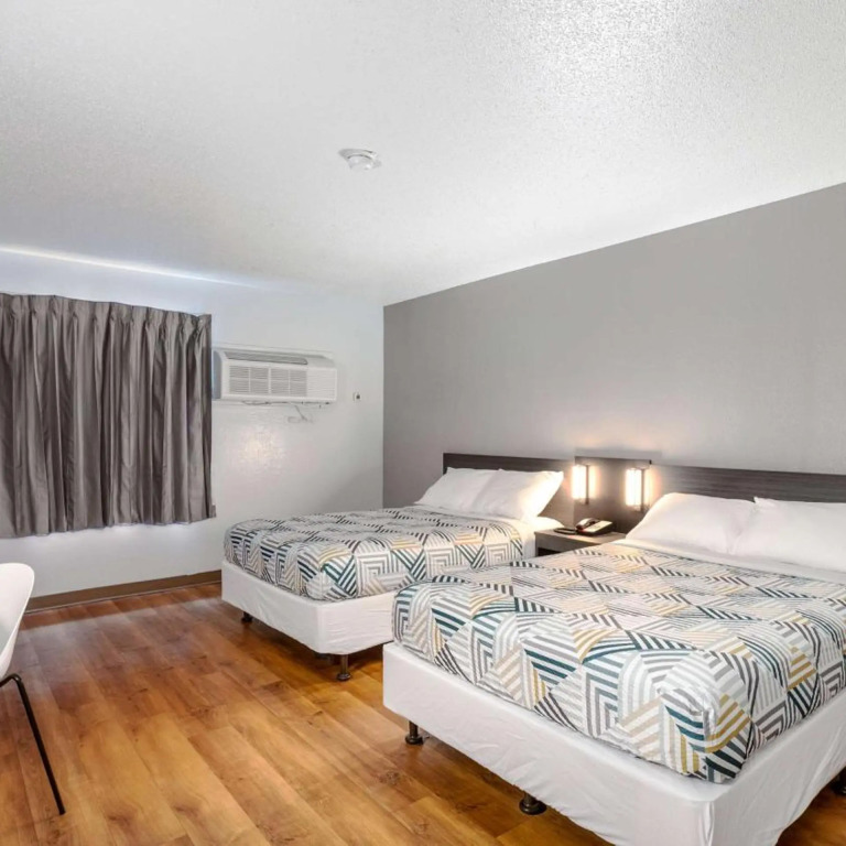 Motel 6-Branford, CT - New Haven